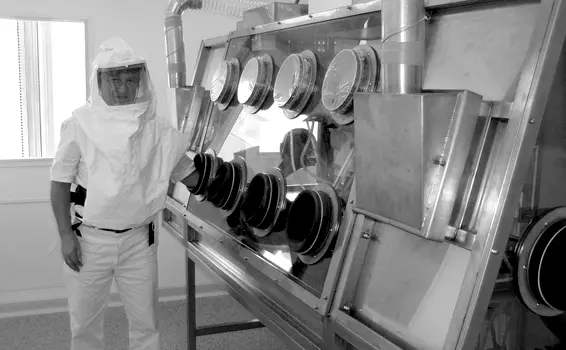 Cayman Pharma cleanroom, 2002